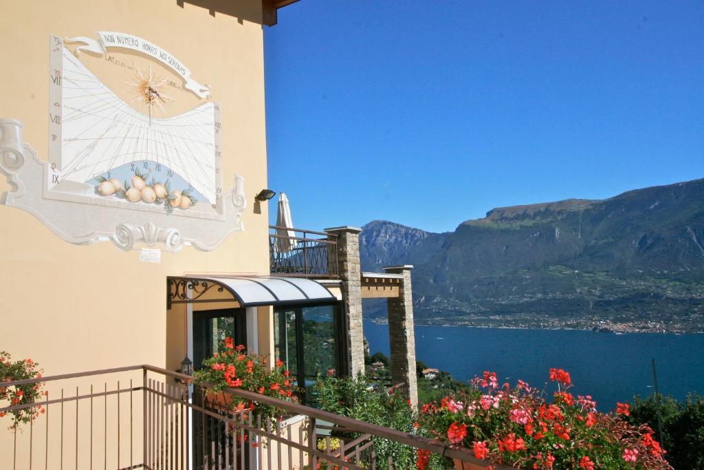 Village Hotel Lucia Tremosine Экстерьер фото