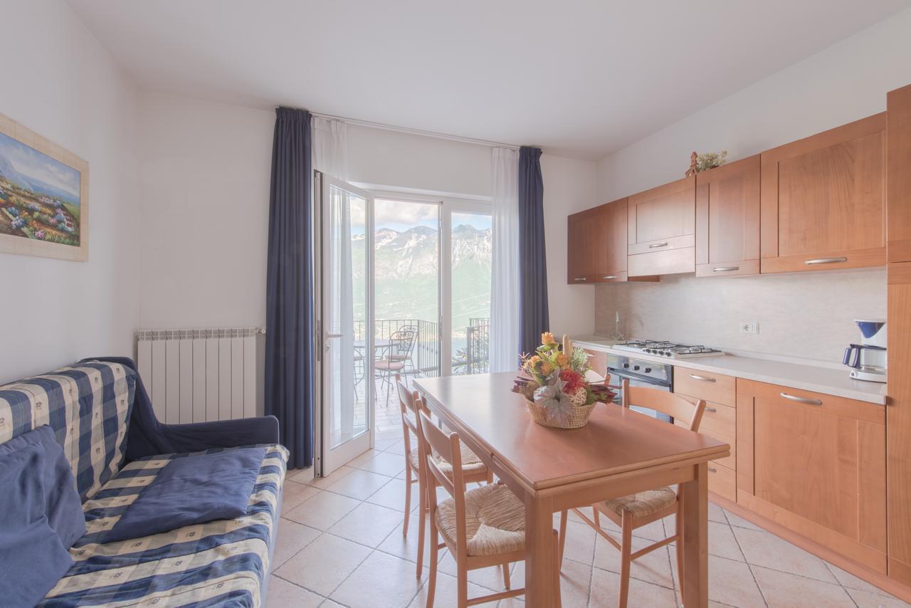 Village Hotel Lucia Tremosine Экстерьер фото